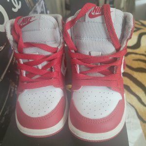 Jordan 1 Retro High